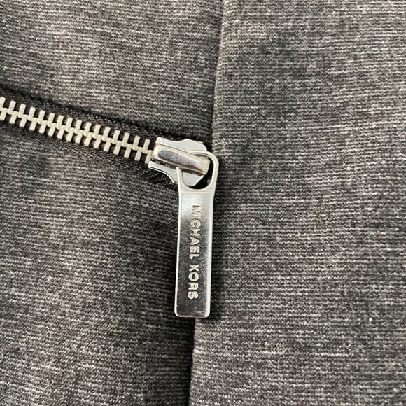 Michael Kors Gray Pencil Skirt Front Zip Pockets Sz 8 - Picture 5 of 5